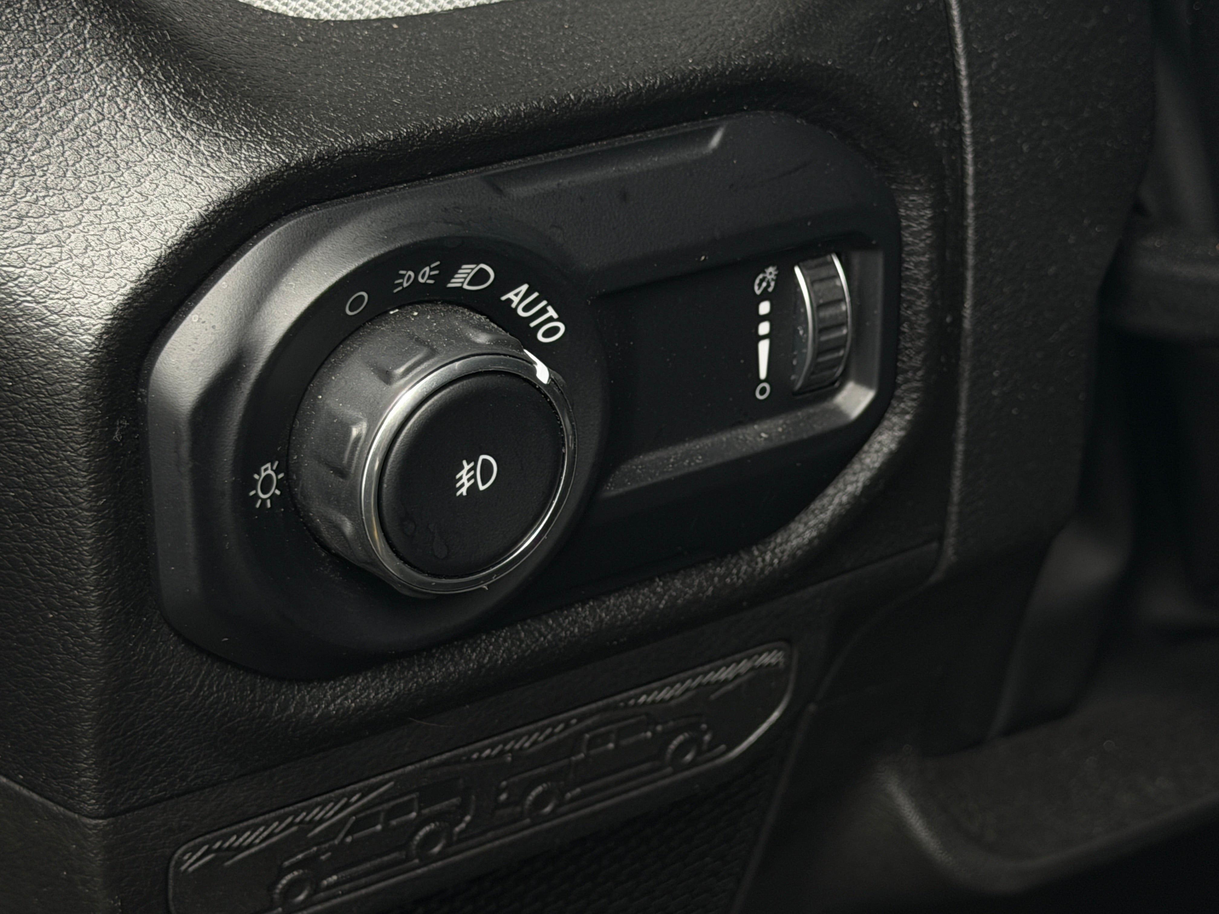 jeep wrangler 4-door 2024 1C4PJXDN9RW300995 image jeep wrangler 4-door 2024 1C4PJXDN9RW300995 image